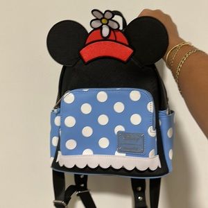 minnie mouse lounge fly